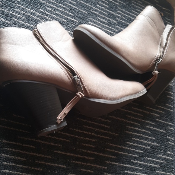 Tan Leather Booties - Picture 3 of 4